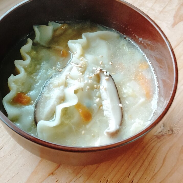 【圧力鍋使用】余った野菜で中華スープ\(ϋ)/♩